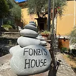 Fonzi's House La Spezia