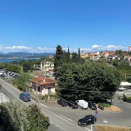 Fonzi's House Apartmán