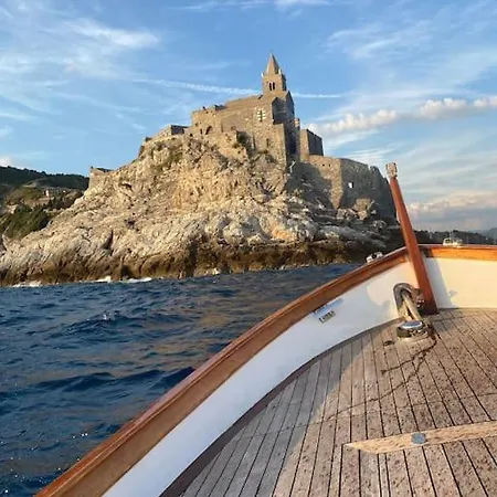 דירה Fonzi's House לה ספציה