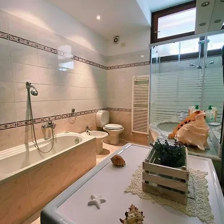 Fonzi's House * לה ספציה